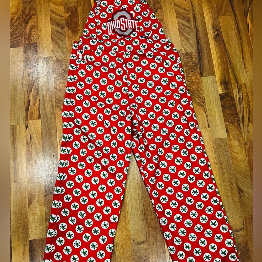 Chic Red Leaf Print Trousers